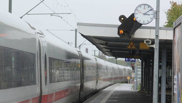 Die Bahn hat zwölf Trassenvarianten für das Projekt "Hannover-Bielefeld" veröffentlicht. - © Ulf Hanke