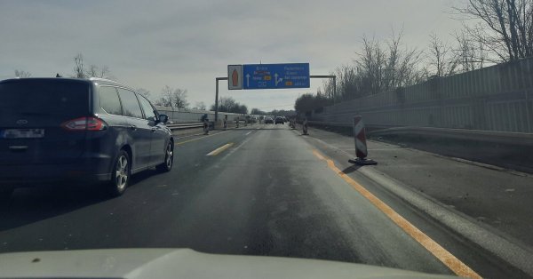 Die Baustelle auf der Autobahn 33 bei Paderborn geht in ihre finale Phase. Dafür sind jedoch zwei Vollsperrungen im März notwendig. - © Marc Schröder