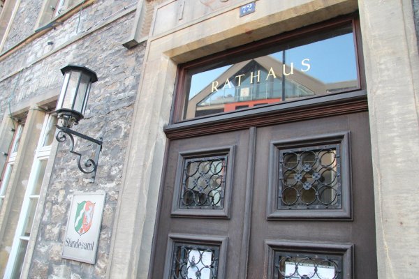 Im Rahmen des Maßnahmekonzepts zum Integrierten Städtebaulichen Entwicklungskonzeptes (ISEK) hatte die Stadt für das historische Rathaus finanzielle Mittel beantragt. Weil die Maßnahme 2021 nicht aufgenommen wurde, werden für 2022 erneut Gelder beantragt. - © Dieter Asbrock