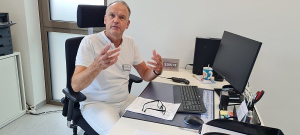 Dr. Ralf Schipmann wird jetzt die Lungenambulanz im MVZ Detmold übernehmen. - © Marianne Schwarzer