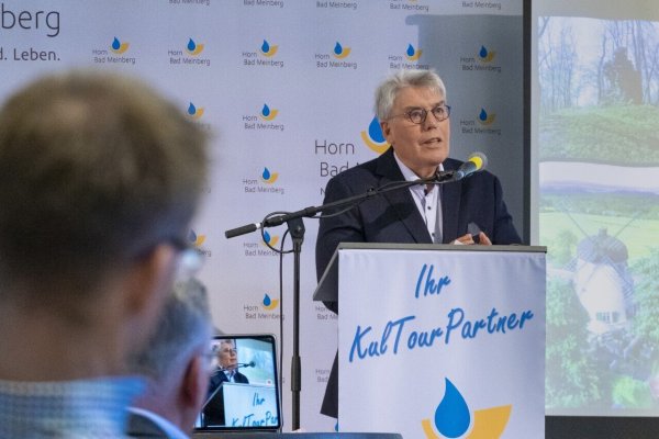 Autor Arnold Pöhlker war von den Geschichten der Menschen tief bewegt.  - © Laurenz Tegethoff