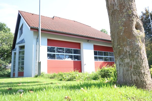 Das Feuerwehrgerätehaus in Retzen soll umgebaut werden. - © Alexandra Schaller