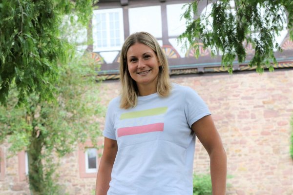 In einer Pause zwischen zwei Trainingseinheiten hat sich Blombergs Neuzugang Lisa Frey für ein Gespräch mit der Sportredaktion Zeit genommen. - © Oliver König