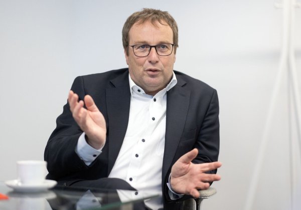 Oliver Krischer ist seit Sommer 2022 Umwelt- und Verkehrsminister in NRW. - © Oliver Krato