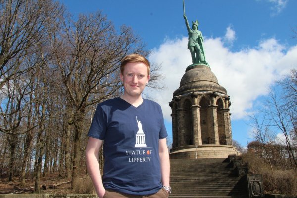 Simon Allroggen ist der Unternehmer hinter Localista. - © Seda Hagemann