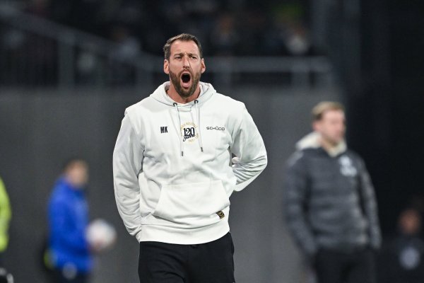 Arminia Bielefelds Trainer Mitch Kniat - © Teresa Kroeger/RHR-FOTO