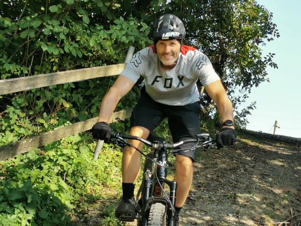 Wünscht sich eine Mountainbike-Strecke in Barntrup und Umgebung: der Sonneborner Radsportler und Sprecher der Mountainbike-Fans Stefan Wiedenhofer. - © Sylvia Frevert