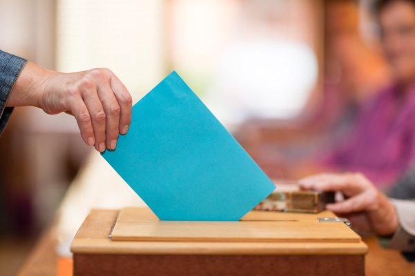 In gut einer Woche ist die Bundestagswahl - und ein Drittel der Bürger ist noch unentschlossen, wem sie ihre Stimme geben sollen. Ein Politiksoziologe hat hilfreiche Ratschläge. - © Schwier Christian