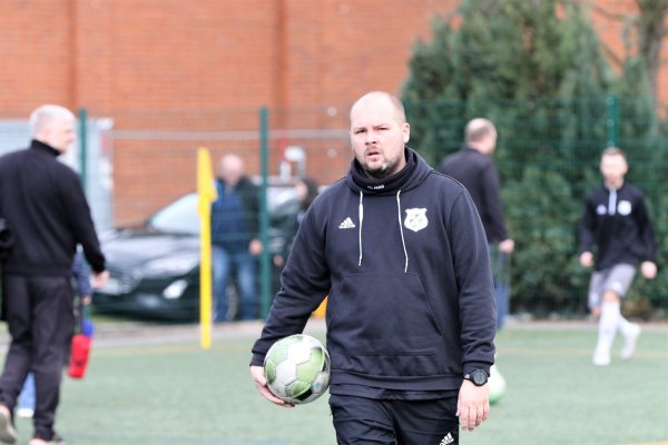 In der vergangenen Saison zwischenzeitlich noch Cheftrainer bei der SG Hiddesen/Heidenoldendorf, nun Co-Trainer beim TuS Lipperreihe: Dennis Wieder. - © Oliver König