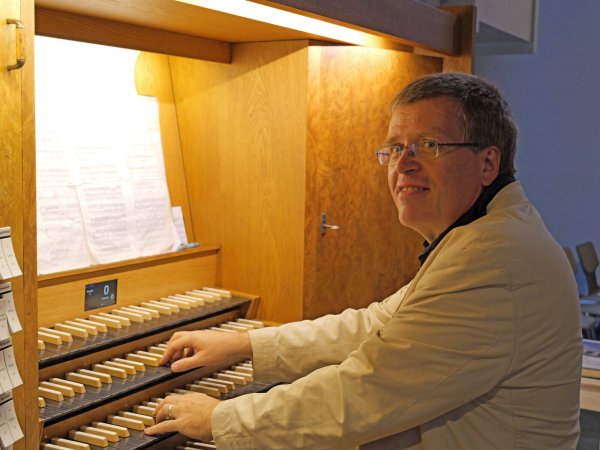 Ausklang des 16. Orgelsommers. Gregor Schwarz brilliert an der Liebfrauen Orgel in Bad Salzuflen. - © Thomas Krügler