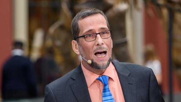Einer der Vordenker der deutschen Energiewende: Der Berliner Forscher Volker Quaschning kommt auf Einladung des Vereins "Klimawoche" nach Bielefeld. - © picture alliance / Eibner-Pressefoto
