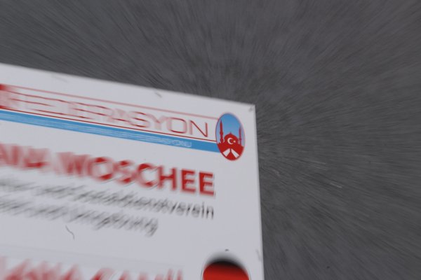 Der Bielefelder Ableger der ADÜTDF lädt zu einer Veranstaltung in Steinhagen im Kreis Gütersloh ein. - © Lukas Brekenkamp