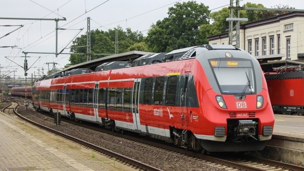 Demnächst in Lippe unterwegs? Züge der Deutschen Bahn. - © Symbolbild: Pixabay