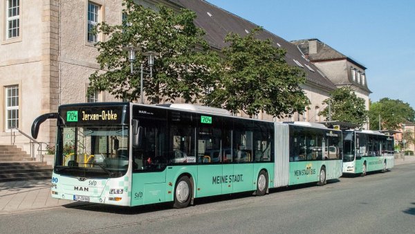 Sozialleistungsempfänger fahren mit dem "Mobi-Ticket" günstiger. - © Stadtverkehr Detmold GmbH