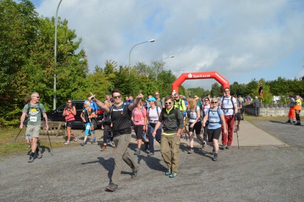 Euphorie pur am Start zum Warrior Hike. Das könnte sich 2024 wiederholen. - © Swen Horstmann