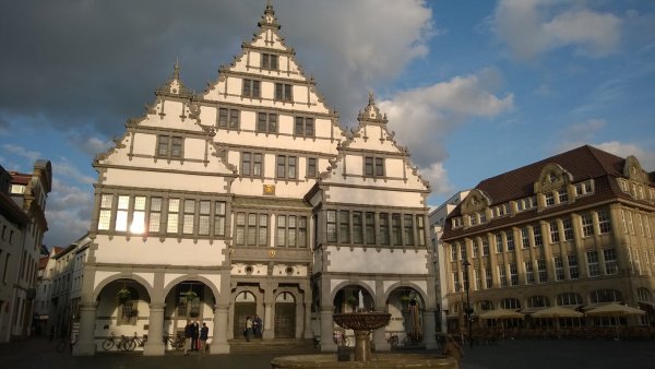 Bis 2040 soll sogar eine gesamtstädtische Treibhausgasneutralität erreicht werden, aber ist das noch machbar? - © Hans-Hermann Igges