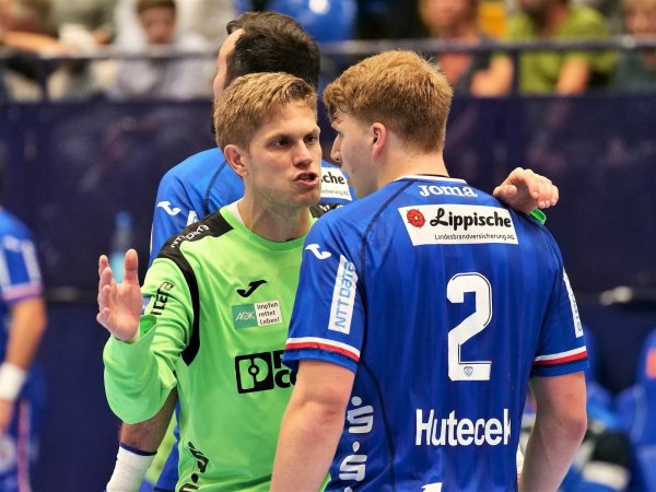 Viele gute Ratschläge: Peter Johannesson im Dialog mit Lukas Hutecek. Foto: Jörg Hagemann - © Jörg Hagemann