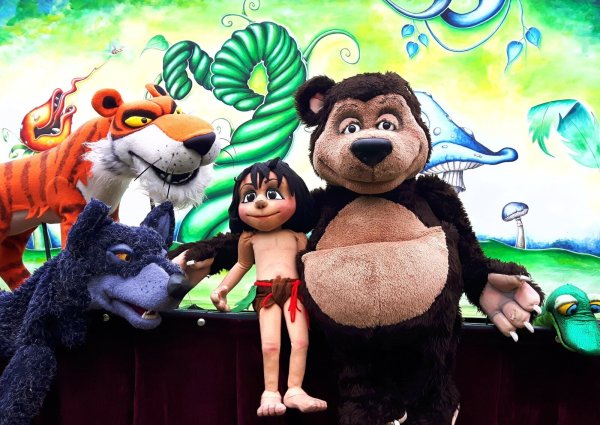 Lebendiges Puppentheater für Groß und Klein: Das Dschungelbuch kommt ins Sommertheater. - © Theater vom Rabenberg.