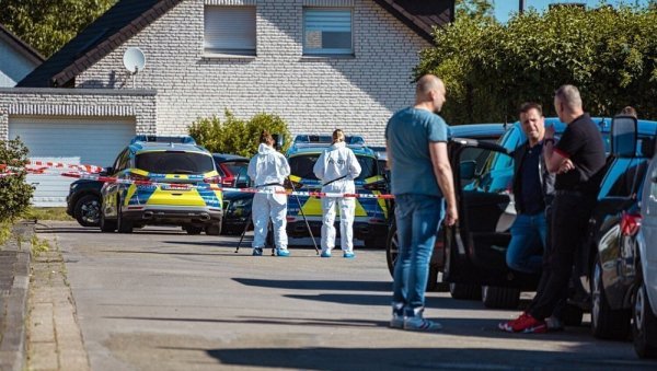 Am Samstagmorgen waren die Ermittler am Tatort im Einsatz. - © Freitag TV