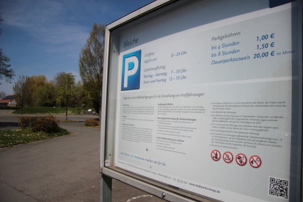 Auf dem Parkplatz Bleiche könnten bald öfter Wohnmobile stehen. Die Beschilderung würde dann entsprechend angepasst.  - © Katrin Kantelberg
