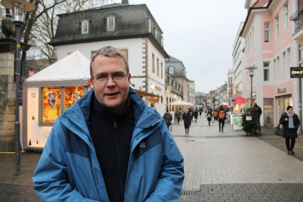 Aus dem „Ländle“ zurück: Kai Pankoke arbeitet heute als Ingenieur für die Bezirksregierung in Detmold. Davor kümmerte er sich um ein Hochwasserschutzprojekt am Rhein. - © Benjamin Marquardt