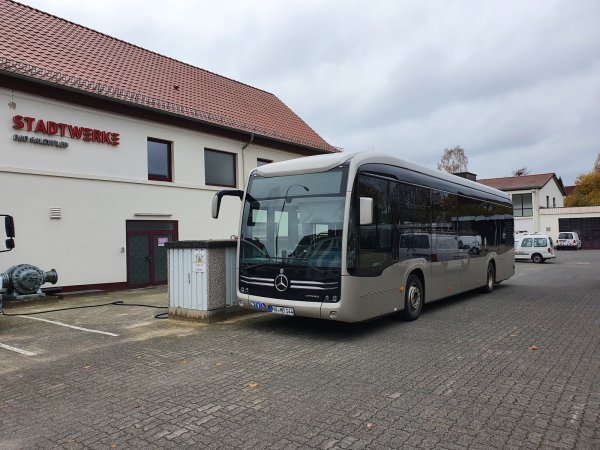 Zu Testzwecken haben die Stadtwerke einen „eCiatro“ von Mercedes im Einsatz gehabt. - © stadtwerke bad salzuflen