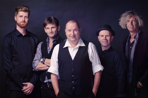 Alle bekannten Songs von Phil Collins werden erklingen. - © Jan-Hendrik Boer