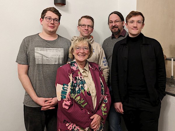 SPD Lemgo hat gewählt: (von links) Torsten Rauch (Kassierer), Heike Busse (stelv. Vorsitzende), Christian Bintz (stelv. Vorsitzender) Dirk Bensel (Schrisftführer) und Vorstitz Lasse Huxoll. - © SPD Lemgo
