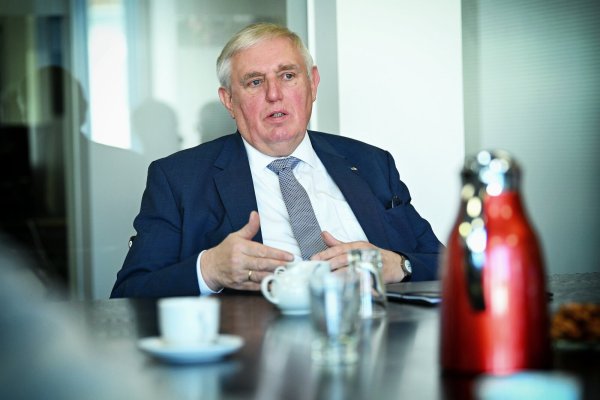Karl-Josef Laumann führt das Ministerium für Arbeit, Soziales und Gesundheit in NRW. Der CDU-Politiker lebt im Münsterland. - © BARBARA FRANKE