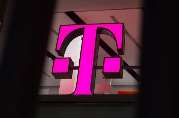 Über Phishing-Mails versuchen Betrüger derzeit, an persönliche Daten von Telekom-Kunden zu gelangen. - © picture alliance/dpa