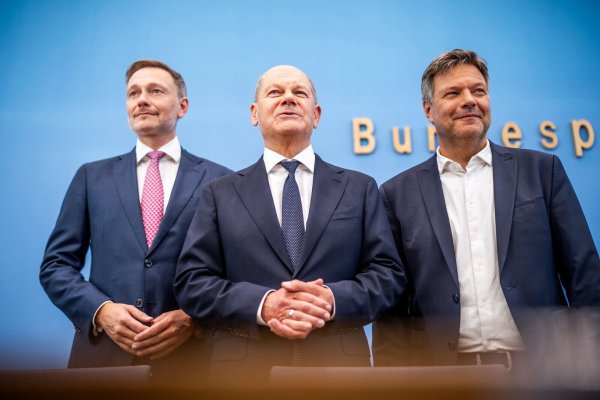 Die Ampel-Koalition will das sogenannte Bürokratieentlastungspaket verabschieden. Kritiker äußern jedoch große Bedenken. - © Michael Kappeler