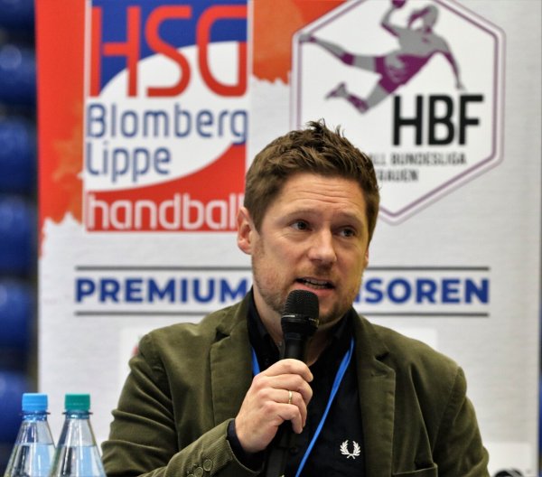 Torben Kietsch, Geschäftsführer des Frauenhandball-Bundesligisten HSG Blomberg-Lippe, äußert sich zu den Chancen, im Europapokal weiterzukommen - © Oliver König