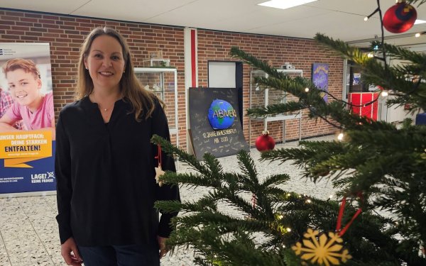 Nadine Höner ist seit August Schulleiterin des Gymnasiums am Werreanger - und zieht eine sehr positive Bilanz. - © Astrid Sewing