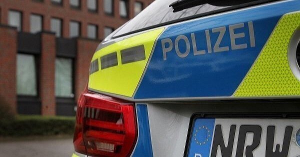 Die Polizei untersagte dem Mann die Weiterfahrt. - © Symbolbild: Bernhard Preuss