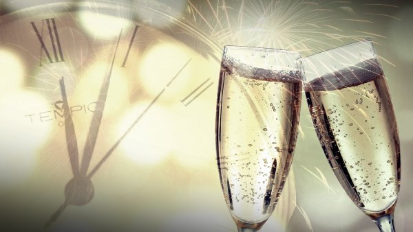 In diesem Jahr kann Silvester wieder im Kurpark gefeiert werden. - © Symbolbild: Pixabay