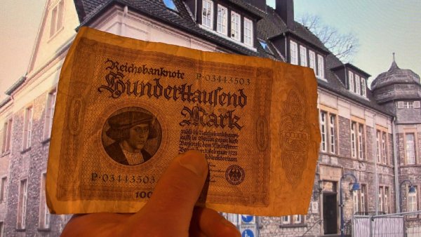 Vor gut 100 Jahren mussten die Geldscheine immer höhere Summen ausweisen. Grund war die "Hyper-Inflation". - © Thomas Reineke