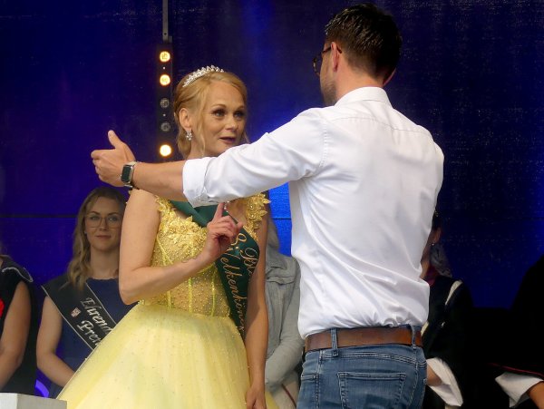 Königin Sabine wird bis mindestens 2026 regieren. - © Rudi Rudolph