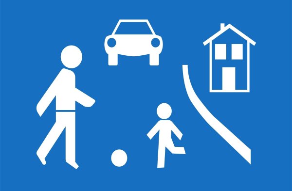 Verkehrsschild Spielstraße - © Mudassar Iqbal/Pixabay
