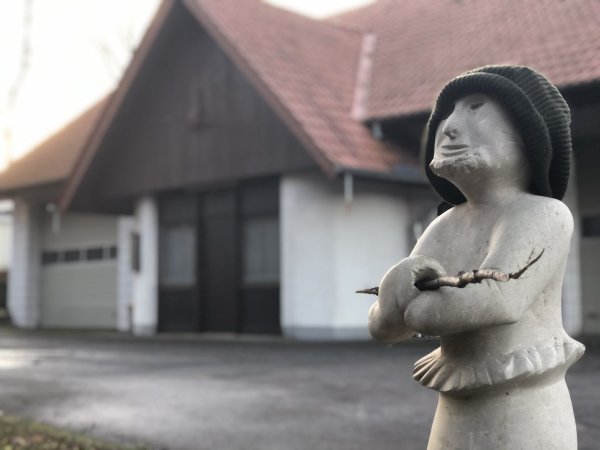 Laut Brandschutzbedarfsplanung ist der Zustand des Feuerwehrgerätehauses in Talle ausreichend - trotz Platzmangel und Toren, die nicht sicher arretieren. - © Archivbild: Till Brand