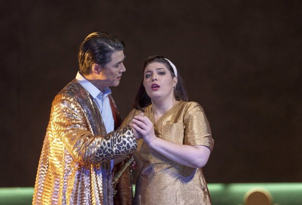 Als Wiederaufnahmen gibt es unter anderem „Aida" (Ji-Woon Kim und Megan Marie Hart – wobei Megan Marie Hart das Landestheater Detmold verlassen wird).  - © Landestheater Detmold/Birgit Hupfeld/A.T. Schaefer