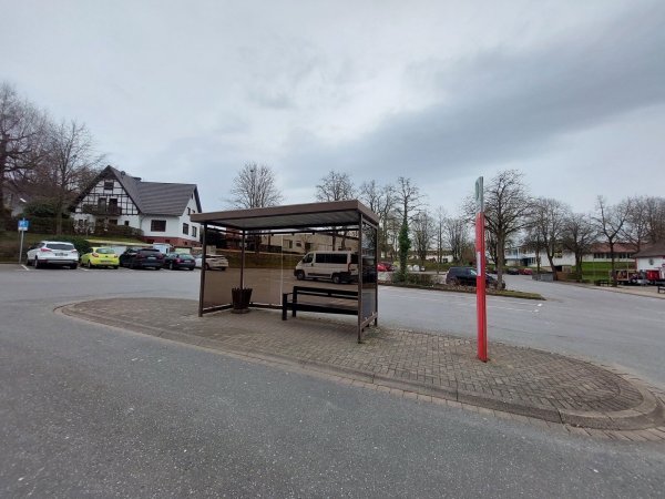 Hier sollen die Busse künftig nicht mehr halten. - © Michaela Weiße