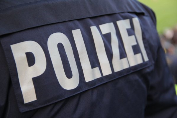 Die Vermisste wurde von einer Spaziergängerin gefunden. - © dpa