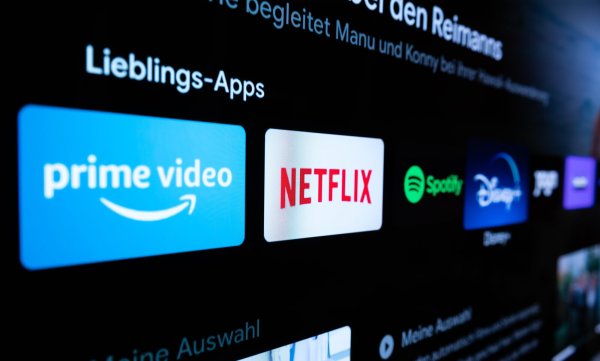 Immer mehr Streaminganbieter teilen sich den umkämpften Markt. Das macht es den Nutzerinnen und Nutzern schwer, den Überblick zu behalten. - © dpa