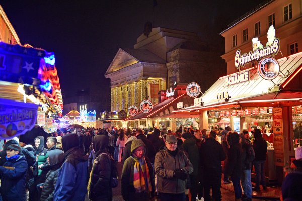 Bei der Andreasmesse war wieder viel los. - © Nicole Ellerbrake