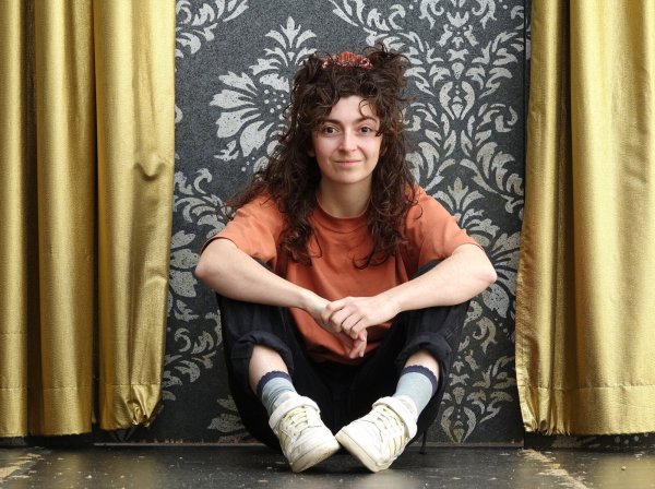 In ihren Rollen auf der Bühne heißt die 28-Jährige Stella Hanheide natürlich nicht Stella
- © Axel Bürger