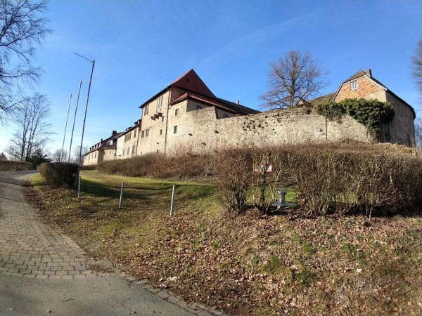 Der Jugendhilfeausschuss des Kreises hatte den Plänen für eine Waldkita an der Burg Sternberg zwar zugestimmt, ob diese aber wirklich dort realisiert werden kann, steht noch nicht abschließend fest. - © Archivfoto: Yvonne Glandien