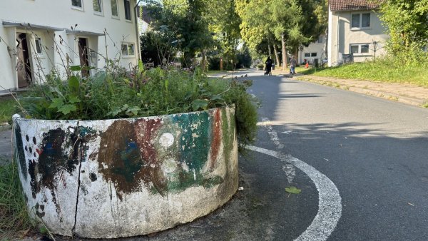 An der Königsberger Straße liegen einige der ehemaligen britischen Offiziershäuser. - © Sven Kienscherf