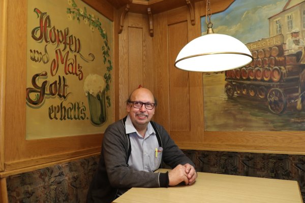Rolf Stakelbeck ist Inhaber der Salze-Stuben an der Unteren Mühlenstraße. - © Alexandra Schaller