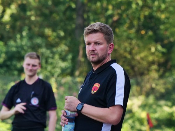 Trainer Andre Schröder steht mit dem Post-TSV Detmold erneut im Kreispokalfinale. - © Jörg Hagemann