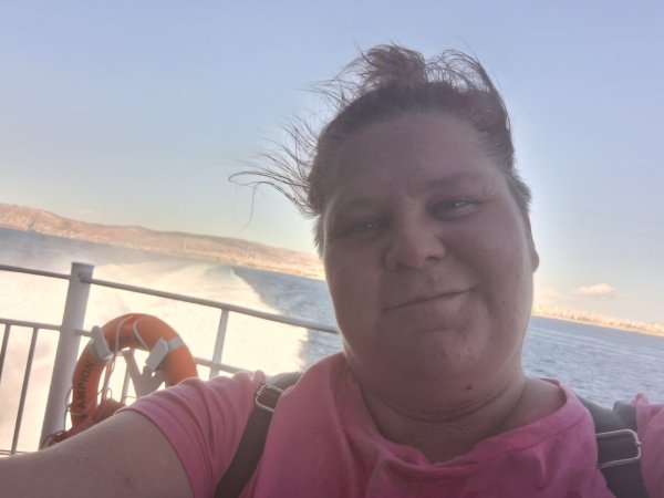 Per Fähre ging es für Jessica von Naxos aus nach Hause. Trotz Abschiedsschmerz schaute sie schon dort positiv in die Zukunft. - © Jessica Segelcke